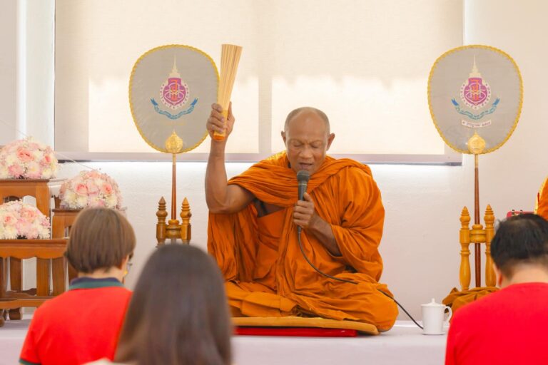 บรรยากาศอบอุ่น! สา'สุข มวล. ทำบุญครบรอบ 26 ปี และต้อนรับปีใหม่