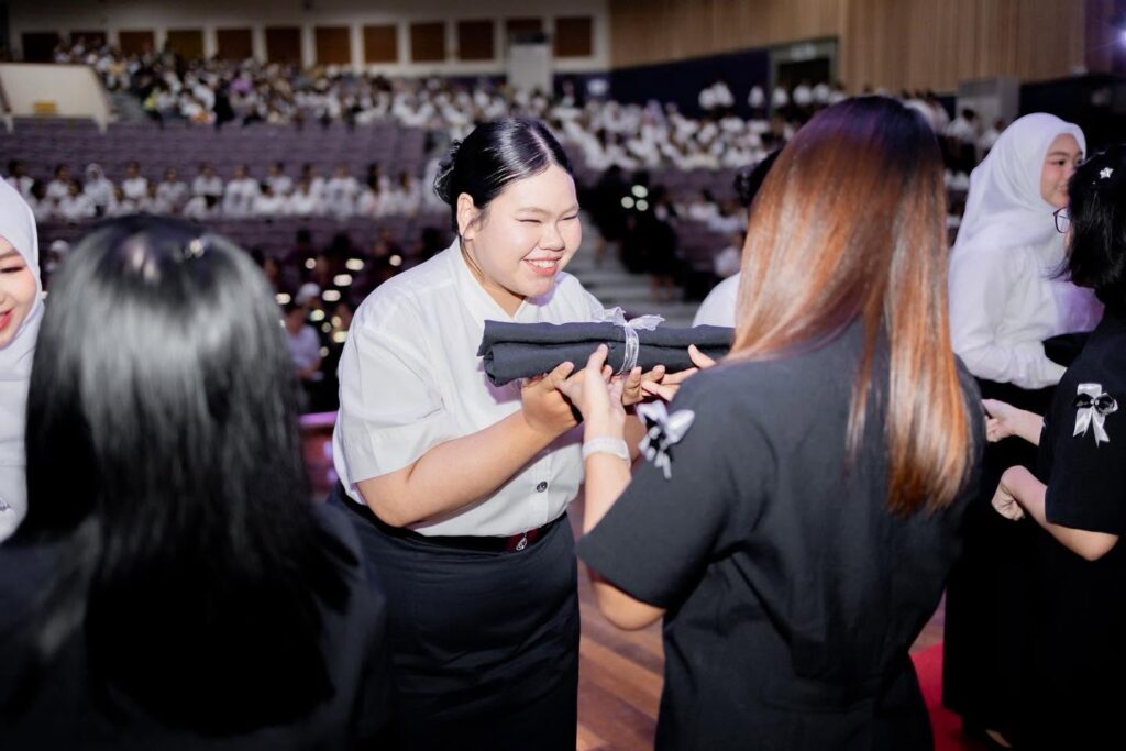 สาธารณสุขศาสตร์ วลัยลักษณ์ จัดพิธี “รับศิษย์สู่วิชาชีพ” ส่งต่อความภาคภูมิใจสู่เส้นทางวิชาชีพสาธารณสุข